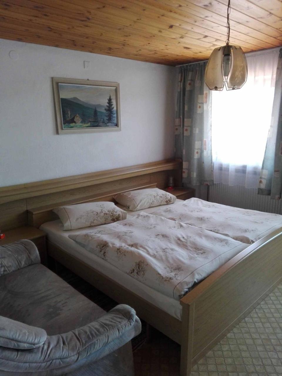 Ferienwohnung Dichtl グラフェナウ エクステリア 写真