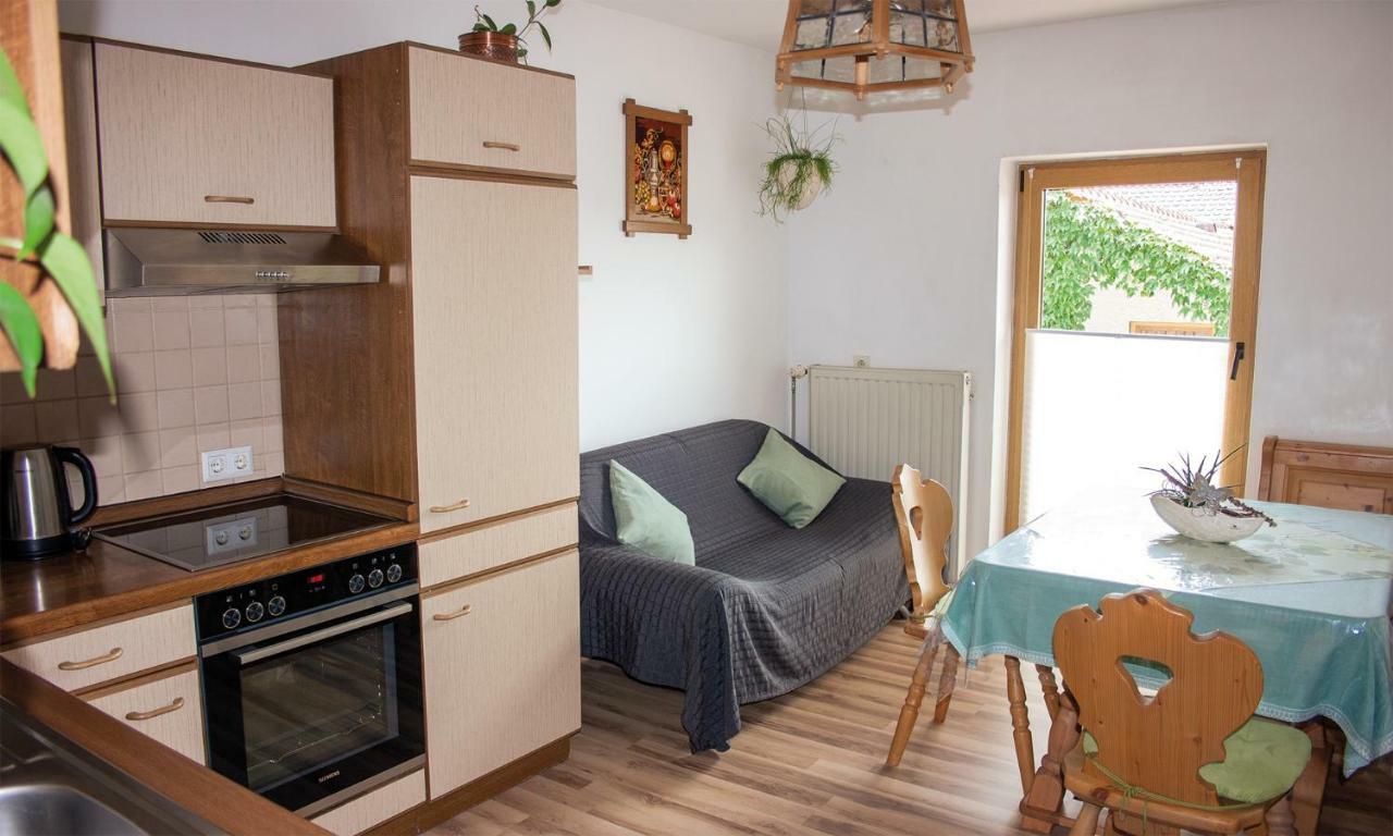 Ferienwohnung Dichtl グラフェナウ エクステリア 写真