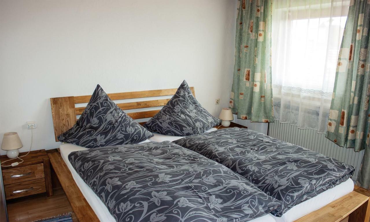 Ferienwohnung Dichtl グラフェナウ エクステリア 写真